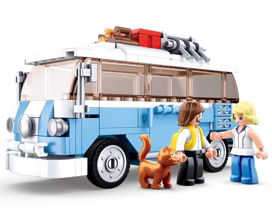 УЦЕНКА! Конструктор пластмассовый "Машинка" с фигурками, 227 деталей Sluban M38-B0707