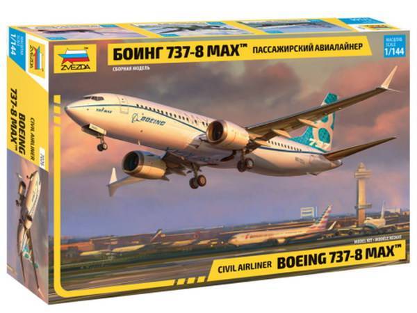 Модель сборная Пассажирский авиалайнер "Боинг 737-8 MAX" Звезда 7026з