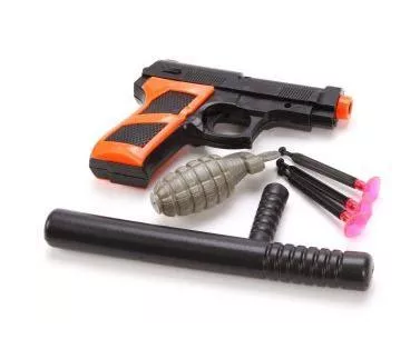 Игровой набор "Полиция" (пистолет, стрелы с присосками 3шт, дубинка, граната) Наша Игрушка 2012-24