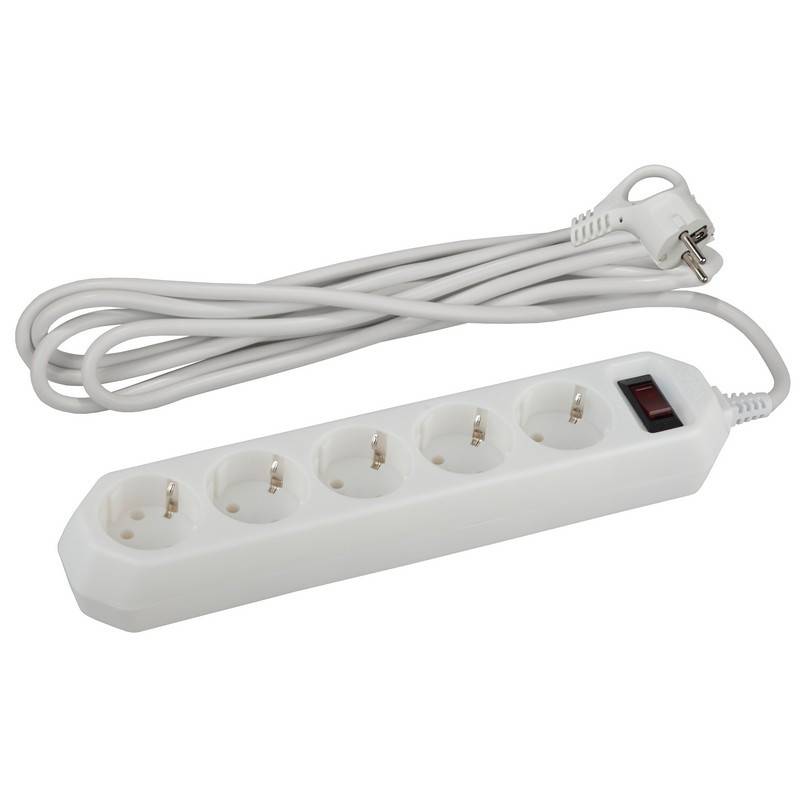 Сетевой фильтр ЭРА, 5 роз/1.5м/10А/2200Вт, с заземл, белый,USF-5es-1.5m-W 1087514