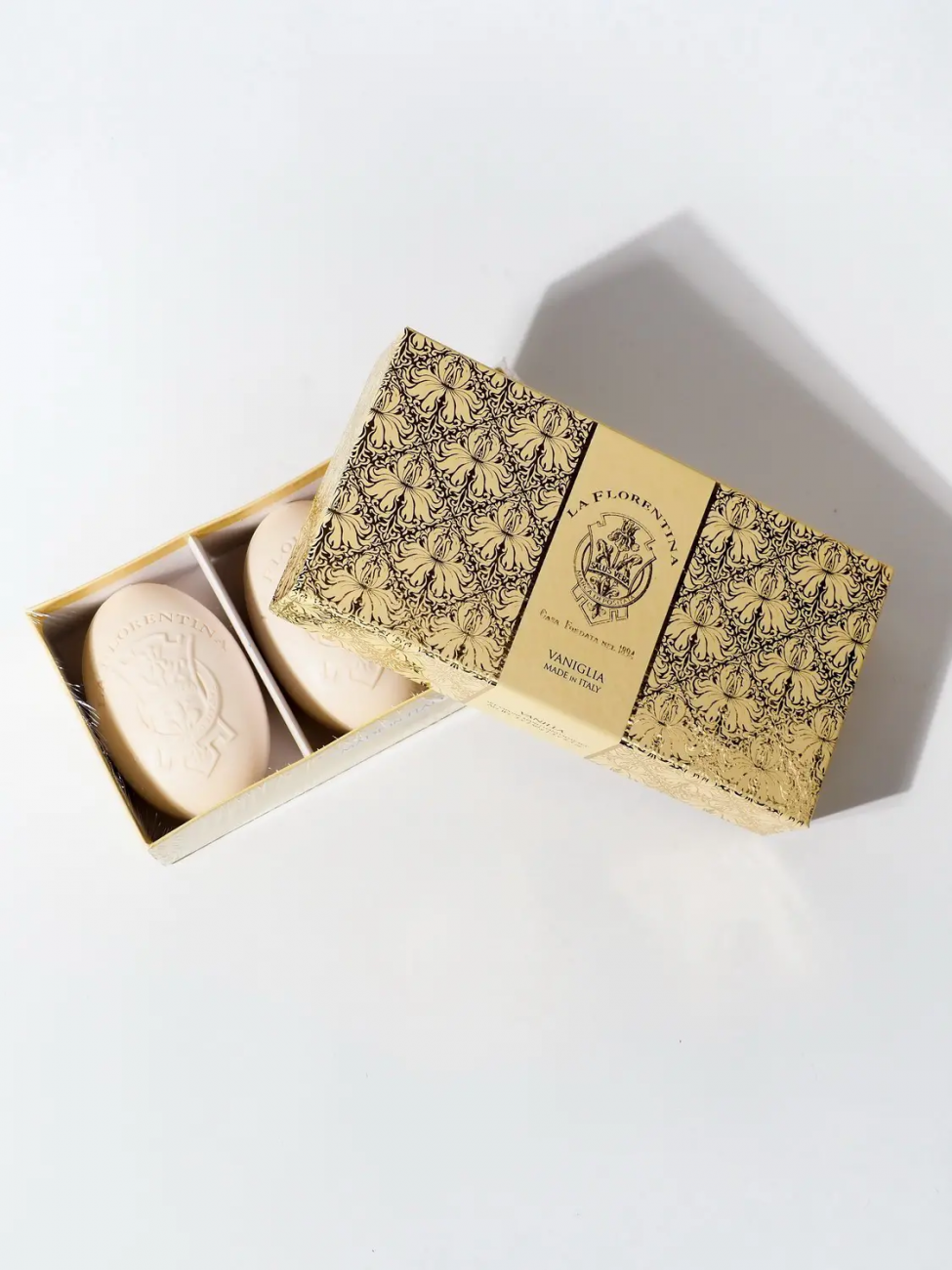 Набор мыла La Florentina XMAS Gold Lace Золотое Кружево Ваниль 3*150 г 8003085709976