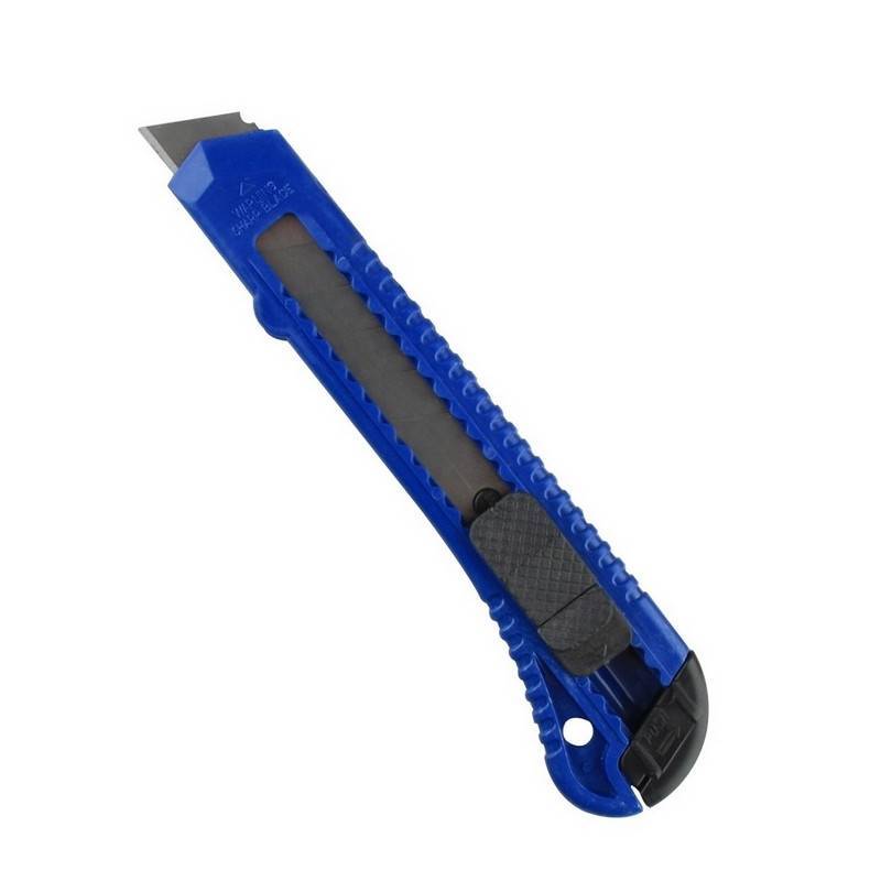 Нож канцелярский Attache Economy с фиксатором (ширина лезвия 18 мм) 882894